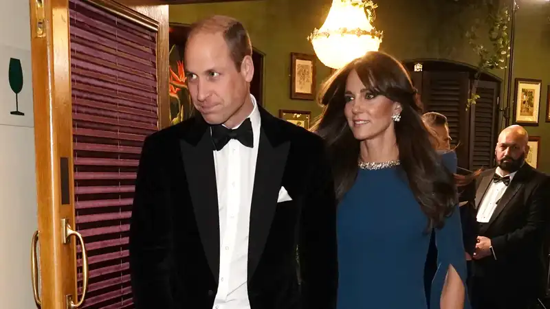 Prince William and Kate Middleton are 'going through hell' and friends