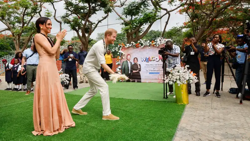 Prince Harry and Meghan Markle's trip to Nigeria seems to be the first of many royal tour・esque visits the couple would like to embark on