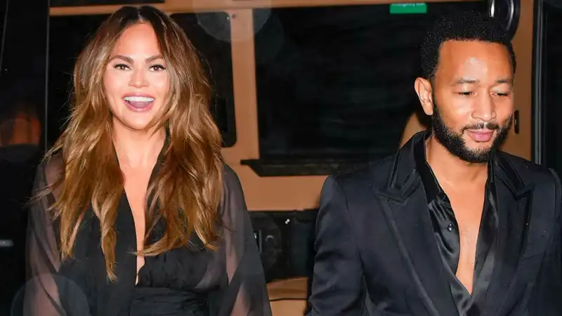 John Legend explains how Chrissy Teigen became a Neck Brace