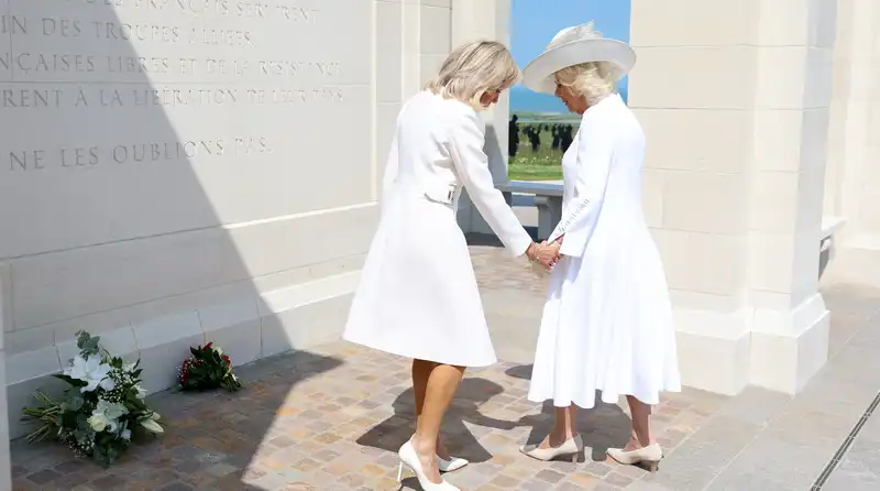 After Queen Camilla refused to hold the hand of Brigitte Macron, the royal family encouraged the "transition to the 21st century