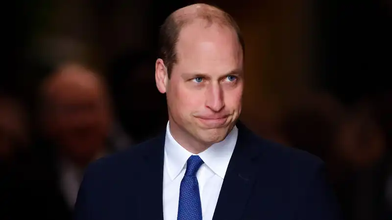 As Princess Kate continues to receive cancer treatment, Prince William is relying on a new "inner circle", and his rift with his brother Prince Harry continues endlessly.