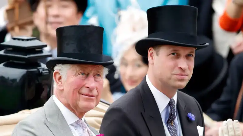 Prince Charles and Prince William once had a "rivalry," but "troublesome family issues" have reportedly brought them closer than ever.