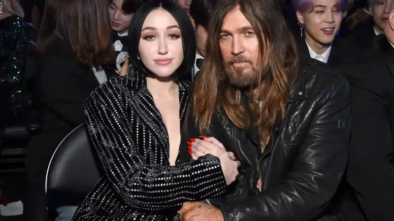 Billy Ray Cyrus shares "advice for tough times" from daughter Noah Cyrus.