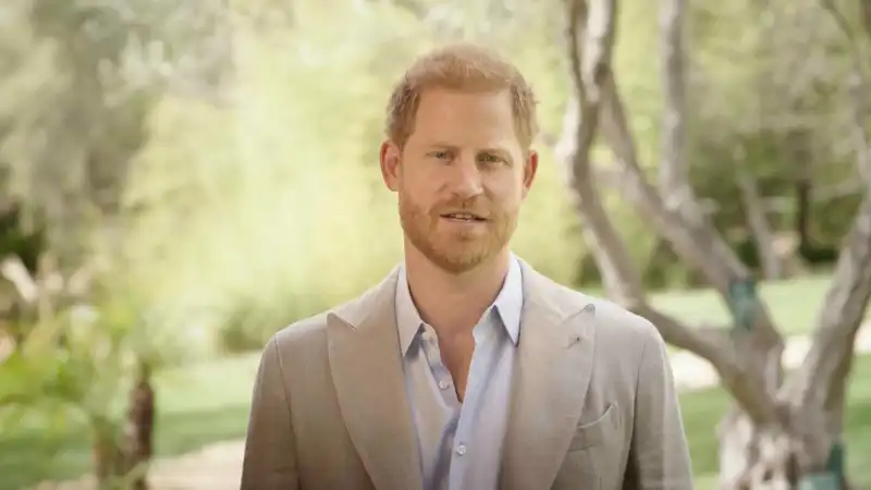 Prince Harry opens up about the suppression of grief after the loss of his mother, Princess Diana: "It's not sustainable.