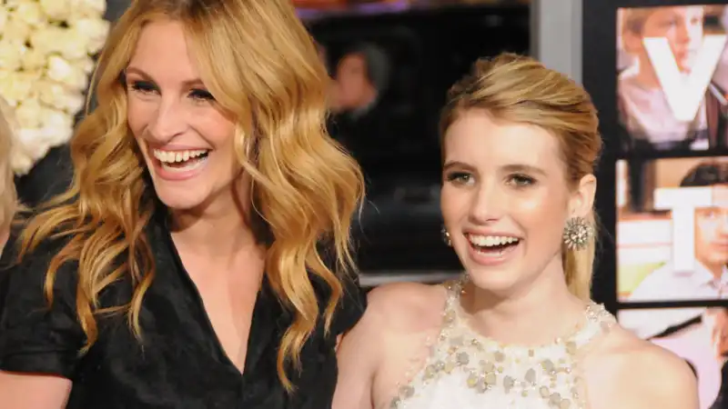 Emma Roberts on the double standard of the nepo-baby discourse: "Why is no one blaming George Clooney?