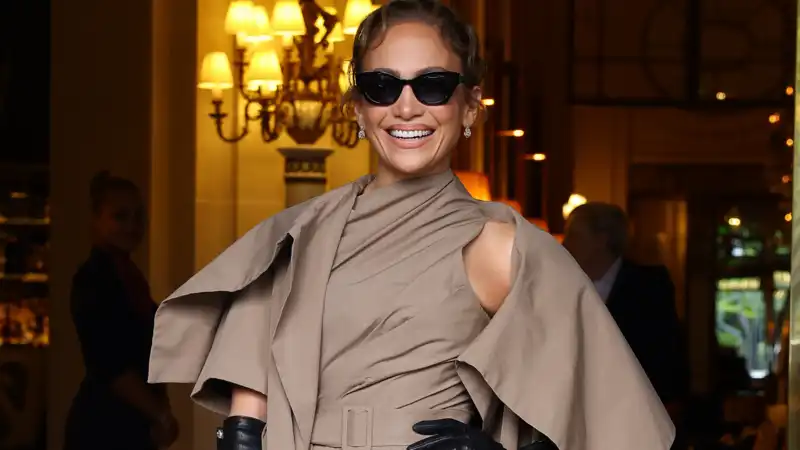 Jennifer Lopez enjoys dancing and shopping on her European vacation without Ben Affleck.