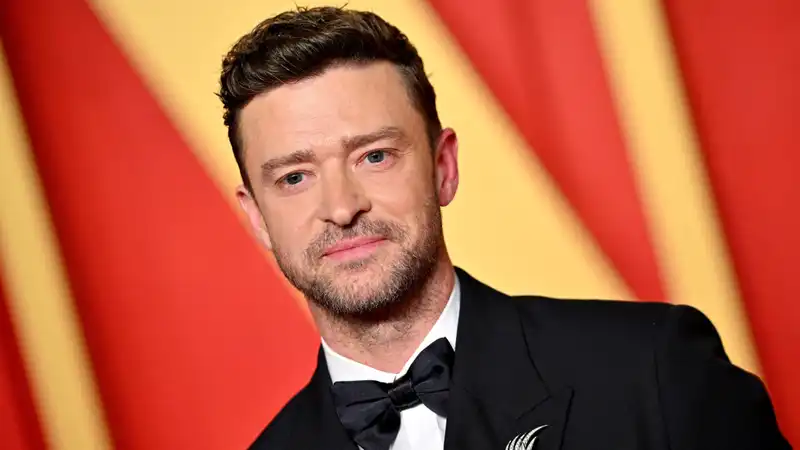 Justin Timberlake's claim that he only had "one martini" before being arrested for DUI in the Hamptons is backed up by a bartender.