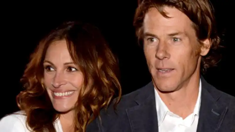 Julia Roberts celebrates 22 years of marriage to husband Danny Moder