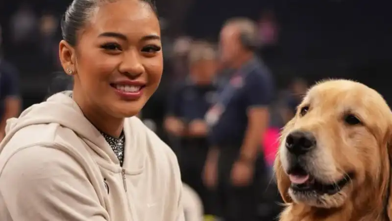 USA Gymnastics therapy dog goes viral after Suni Lee writes "Thanks for the beacon."