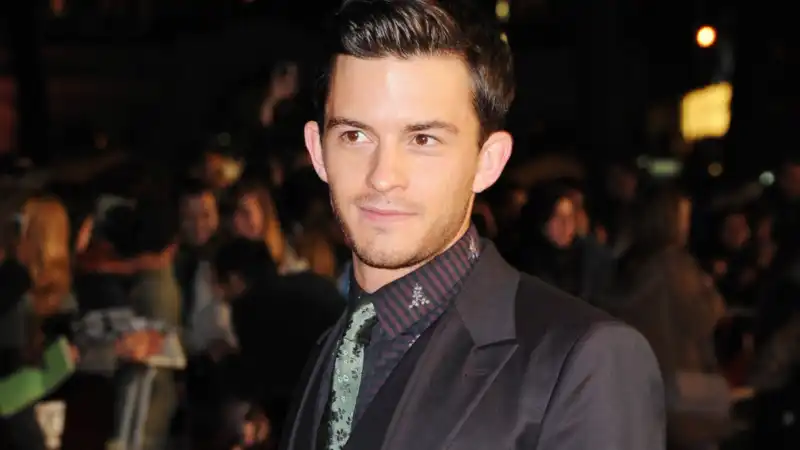 Bridgerton" fans notice that Jonathan Bailey appeared on a Disney Channel show around 2012.