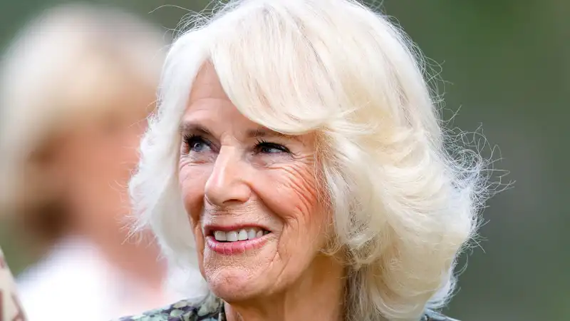 After meeting the teenage Prince William for the first time, Camilla Parker-Bowles quipped, “I want a gin and tonic,” writes a British royal writer.