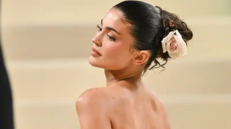 Kylie Jenner celebrates her 27th birthday in a striking backless dress