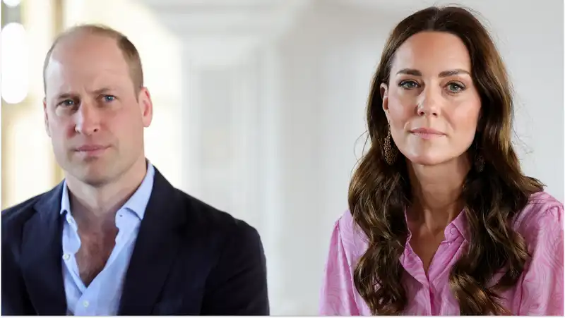 Prince William was "completely discouraged" when Princess Kate was diagnosed with cancer.