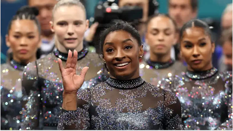 Simone Biles Wanted to "Stand Up" for Young Teammates Criticized at Olympics