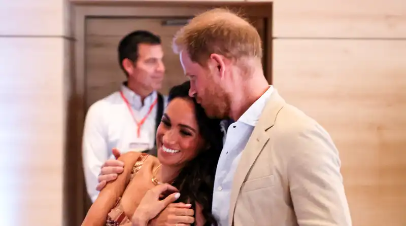 Prince Harry Wants Meghan Markle to “Get the Attention” During Visit to Colombia, Body Language Expert Claims