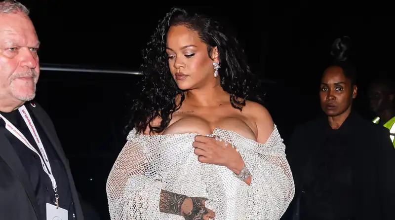 Rihanna Makes Surprise Appearance at New York Fashion Week and Turns Old Hollywood Glamorous