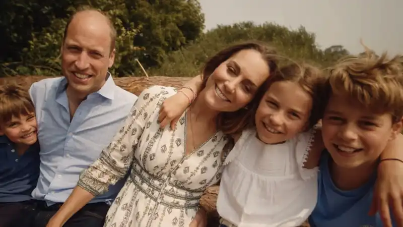 Rare Private Footage of Princess Kate, Prince George, Princess Charlotte, and Prince Louis