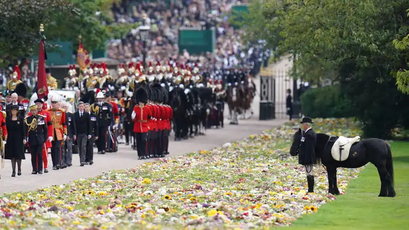 Touching Details You May Have Missed at Queen Elizabeth's Funeral