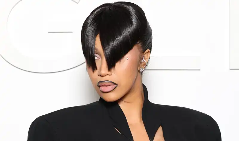 Cardi B shows off her sharp, foreign-looking bangs at Mugler's Paris Fashion Week show