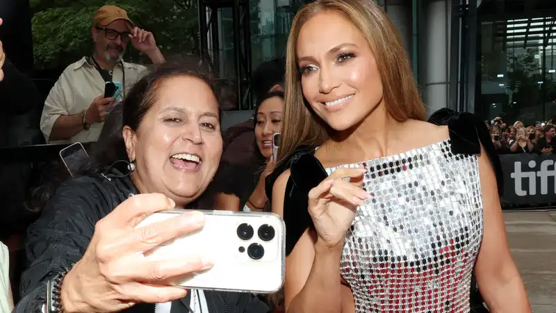 Jennifer Lopez Admits Social Media Comments About Her Life Sting: 'I'm Not Teflon'