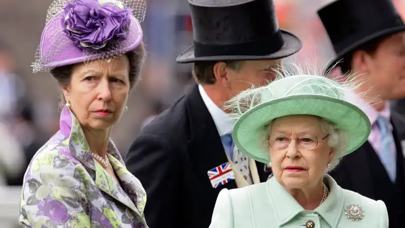 Princess Anne reassures Queen Elizabeth that she fears death in Scotland.