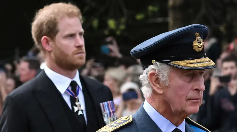 Prince Charles fears “legal crisis” if he restores relationship with son Prince Harry, sources claim.