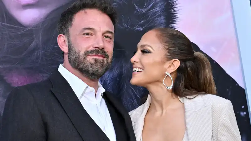 Are Ben Affleck and Jennifer Lopez ready to date someone new after their divorce?