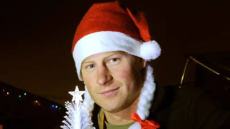 Prince Harry has just sent an invitation to an intimate Christmas party he is hosting solo