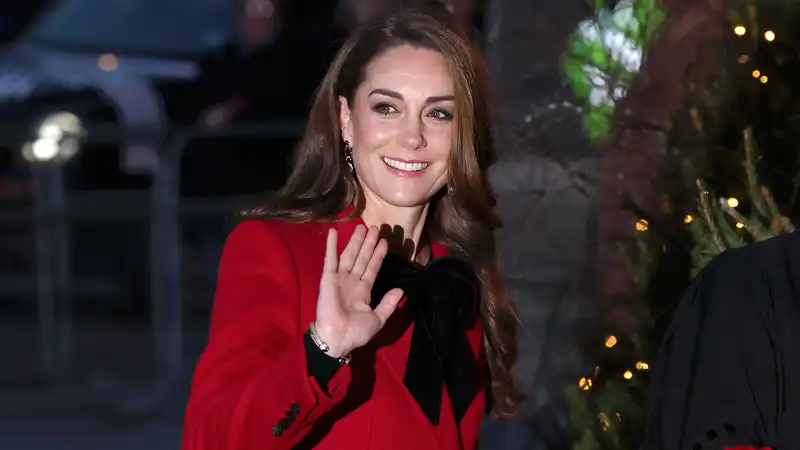 Kate Middleton stole this fashion hack from Queen Elizabeth II