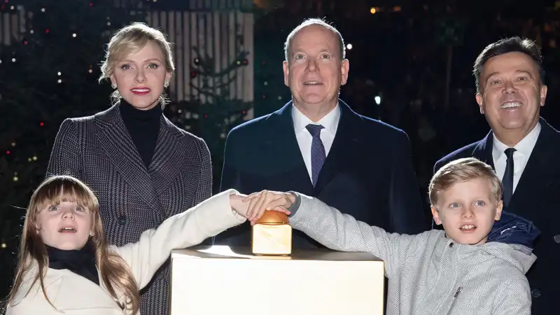 Prince Albert, Princess Charlene and their twins will swap evening wear for sweaters with shocking casual 2024 Christmas cards