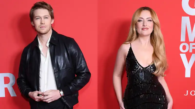 Joe Alwyn had a flirty red carpet moment with British comedian and presenter Amelia Dimoldenberg