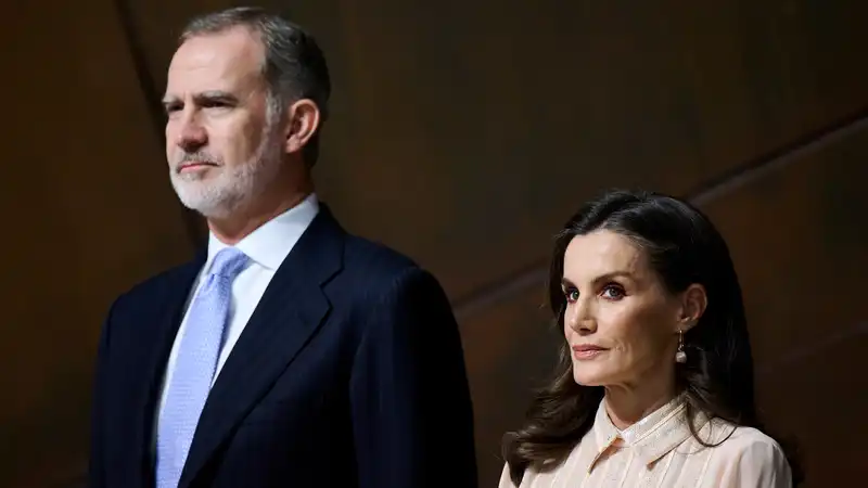 Spain's King Felipe and Queen Laetitia embroiled in new controversy over their absence from Notre Dame Cathedral