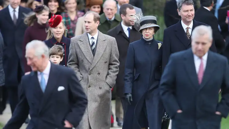 Many royalty visited Sandringham for Christmas, and one princess even had to sleep in a “caravan.”